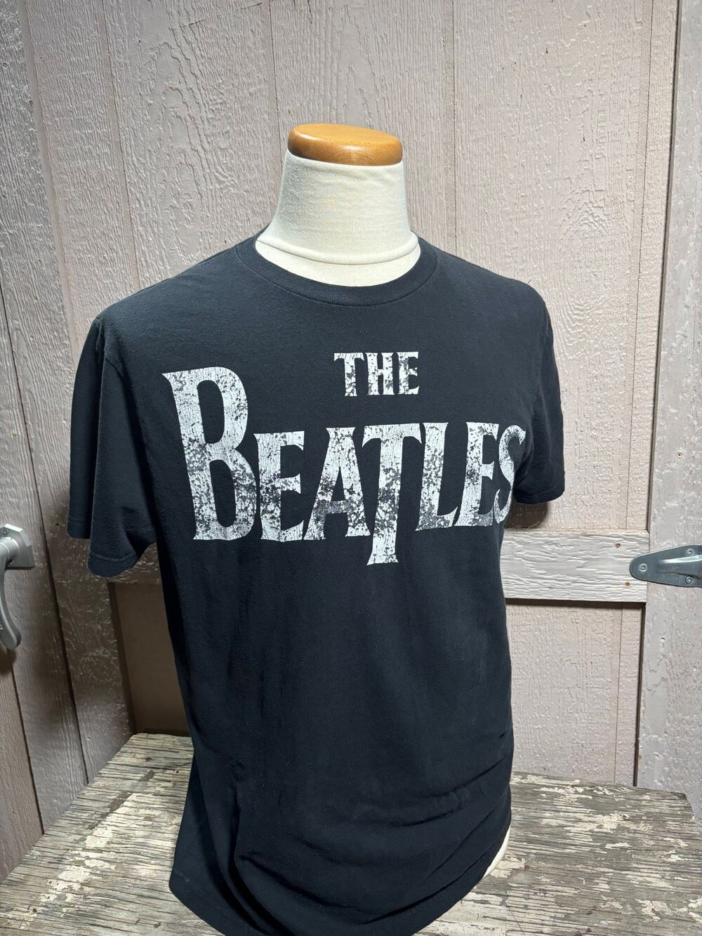The Beatles Distressed Logo Black T-Shirt Size XL Official rock band tee